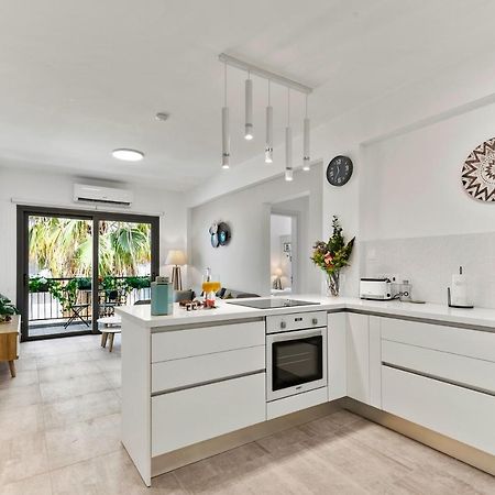Dreamy 2 Bed Apartment By The Sea Paphos Exterior foto